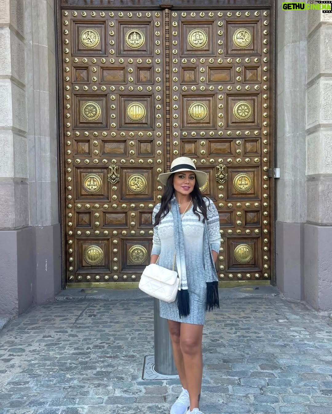 Rania Youssef - 35.6K Likes - Any day is a good day in Barcelona ❤️
#raniayoussef