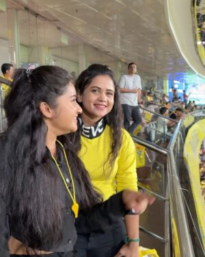 Raveena Daha Instagram - All you need is YELLOVE 🤩💛

Csk💛

#ipl #csk #ipl25 #RD #love #raveenadaha