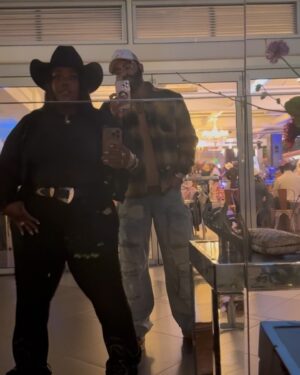 Raven Goodwin Instagram - Make it a double & we'll bring the trouble! Happy Birthday @niecynash1 had a time! 🤠