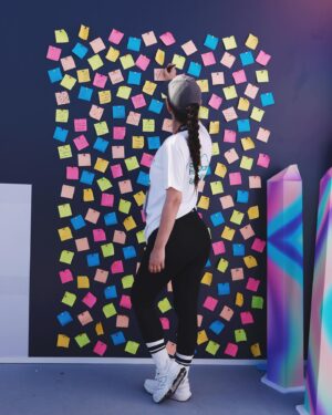 Rawan Bin Hussain Instagram - الحمدلله على نعمة الصحة🌸
كان المفروض اركض الـ ٤٢ كيلو ولكن للأسف بعد ما طحت في عيد ميلادي واذّيت ظهري، ماقدرت 
فخوره بنفسي إني خلّصت سباق الـ١٠ كيلوميتر☑️