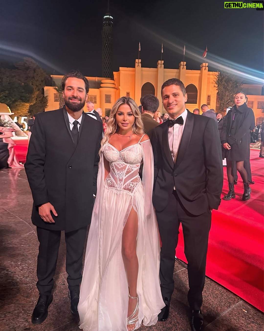 Razan Moughrabi - 15.6K Likes - Cairo international film festival @cairofilms
@hussien.fahmi.official