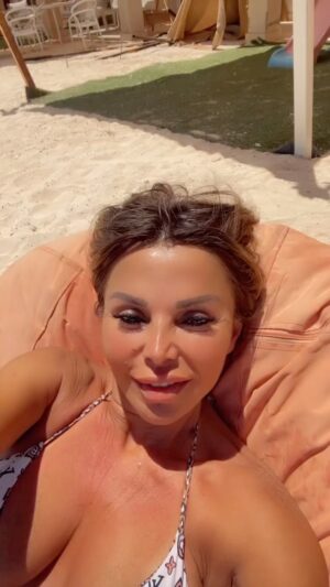 Razan Moughrabi Instagram - Le “good mood “ ❤️