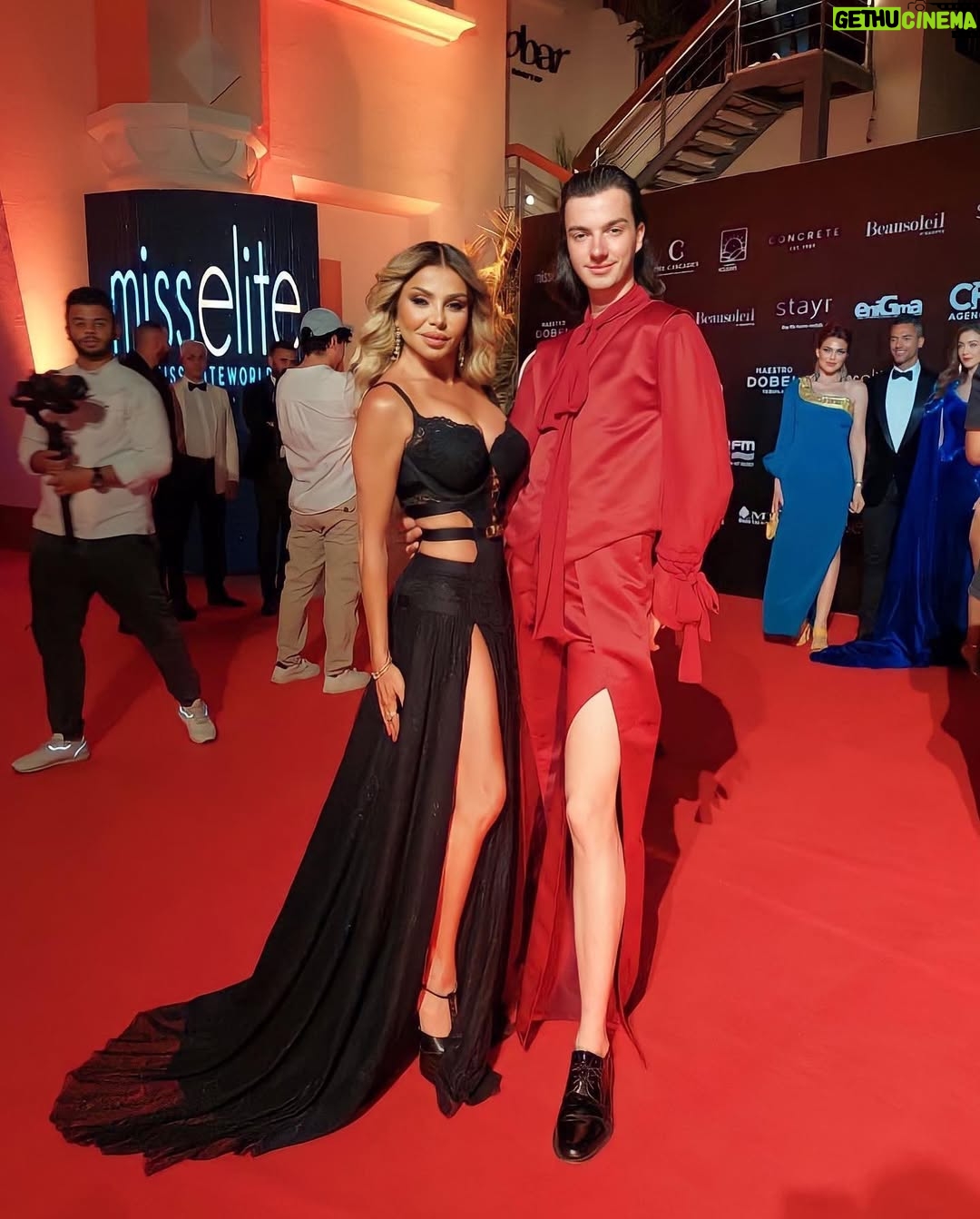Razan Moughrabi - 5.3K Likes - Miss Elite 2023 ♥️🫰🏻✨what a night of glam and beauty
Thanks :
@misseliteworld
@somabayredsea
@thecascadesgolfresortspa
The whole look by:
Hautecouture @ahmedabdullah_official
Clutch
@aliel_official
Blings
@iramjewelry_
Hair
@baytree_eg
MUA
@byalinesherif