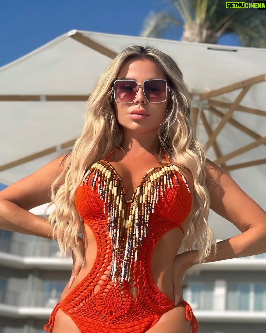 Razan Moughrabi - 8.7K Likes - 🧡✨