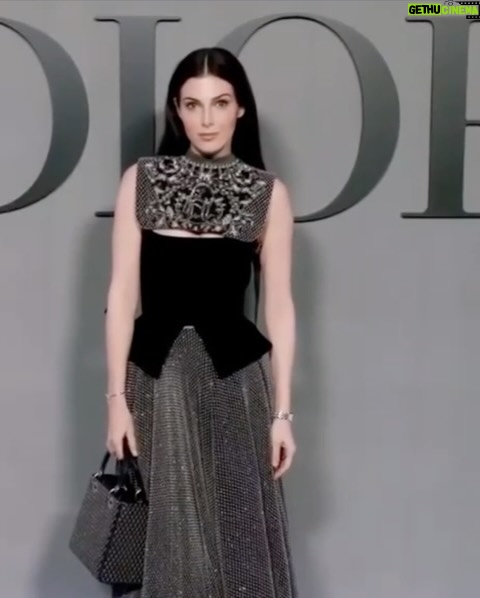 Razane Jammal - 35.9K Likes - #DiorAW25 @dior @diorbeauty
