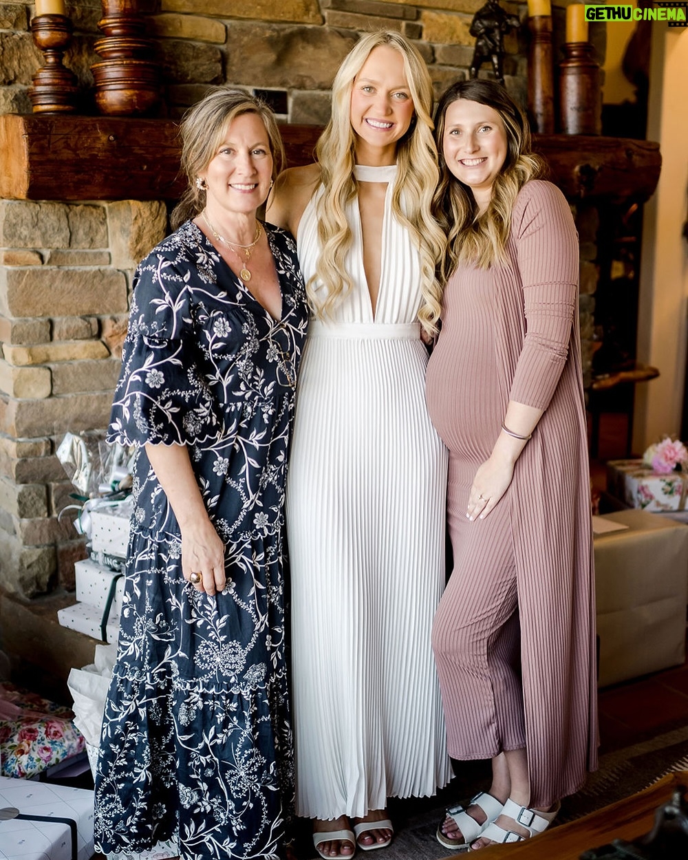 Ree Drummond - 109.8K Likes - A beautiful weekend celebrating Paige and David! ❤️🤠👰🤵♂️ Wedding is two months away! I don’t have a dress yet but Paige does!!! (Lots more photos on thepioneerwoman.com) Ain’t love grand?
