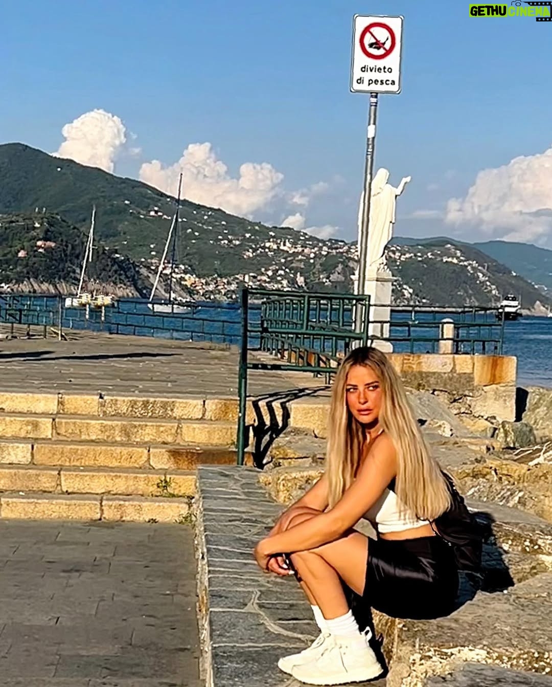 Reem Mustafa - 87.8K Likes - There is life in every breath..