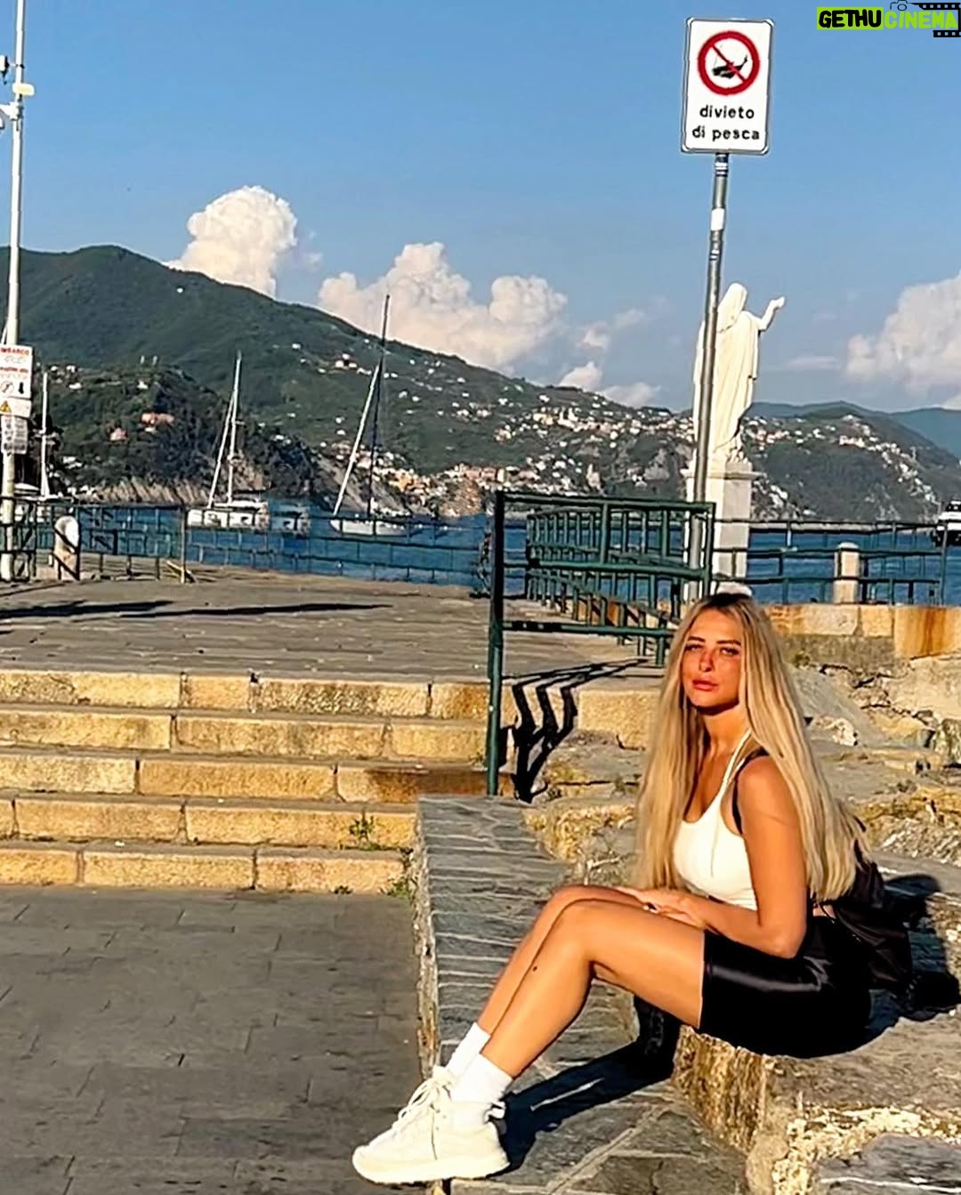 Reem Mustafa - 87.8K Likes - There is life in every breath..