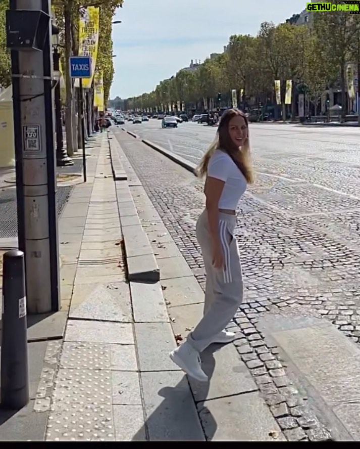 Reem Mustafa - 134K Likes - 🇫🇷with❤️
