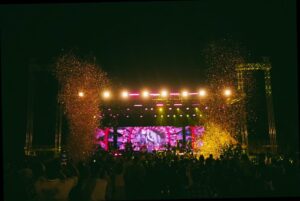 Rekha Bhardwaj Instagram - A night to remember, Bhopal.
Love you, my dostums!
Thank you for all the ❤️ 
See you again soon!

-Love, @rekha_bhardwaj

📸 - @peppered_yolk

#RekhaBhardwaj #RekhaBhardwajLive #LiveinBhopal #RaagFest