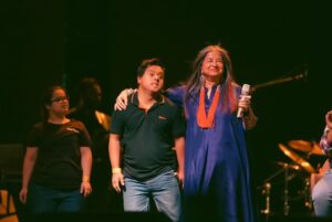 Rekha Bhardwaj Instagram - A night to remember, Bhopal.
Love you, my dostums!
Thank you for all the ❤️ 
See you again soon!

-Love, @rekha_bhardwaj

📸 - @peppered_yolk

#RekhaBhardwaj #RekhaBhardwajLive #LiveinBhopal #RaagFest