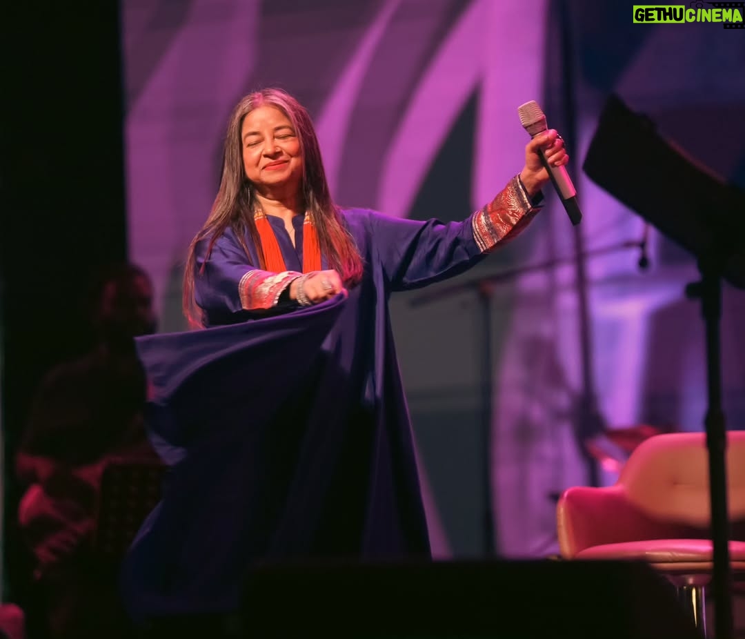 Rekha Bhardwaj - 1.7K Likes - A night to remember, Bhopal.
Love you, my dostums!
Thank you for all the ❤️
See you again soon!
-Love, @rekha_bhardwaj
📸 - @peppered_yolk
#RekhaBhardwaj #RekhaBhardwajLive #LiveinBhopal #RaagFest