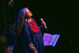 Rekha Bhardwaj Instagram - A night to remember, Bhopal.
Love you, my dostums!
Thank you for all the ❤️ 
See you again soon!

-Love, @rekha_bhardwaj

📸 - @peppered_yolk

#RekhaBhardwaj #RekhaBhardwajLive #LiveinBhopal #RaagFest