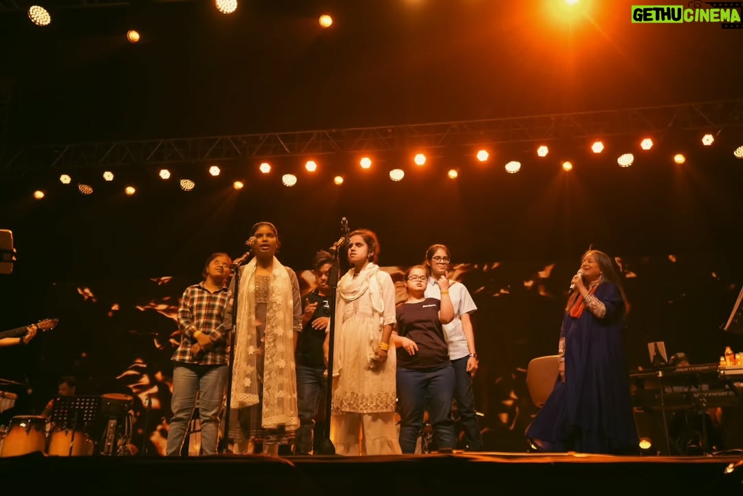 Rekha Bhardwaj - 1.7K Likes - A night to remember, Bhopal.
Love you, my dostums!
Thank you for all the ❤️
See you again soon!
-Love, @rekha_bhardwaj
📸 - @peppered_yolk
#RekhaBhardwaj #RekhaBhardwajLive #LiveinBhopal #RaagFest