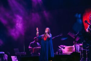 Rekha Bhardwaj Instagram - A night to remember, Bhopal.
Love you, my dostums!
Thank you for all the ❤️ 
See you again soon!

-Love, @rekha_bhardwaj

📸 - @peppered_yolk

#RekhaBhardwaj #RekhaBhardwajLive #LiveinBhopal #RaagFest