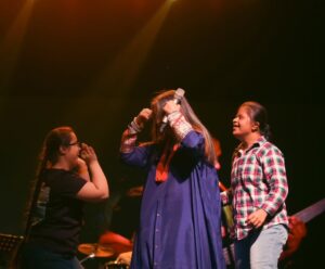 Rekha Bhardwaj Instagram - A night to remember, Bhopal.
Love you, my dostums!
Thank you for all the ❤️ 
See you again soon!

-Love, @rekha_bhardwaj

📸 - @peppered_yolk

#RekhaBhardwaj #RekhaBhardwajLive #LiveinBhopal #RaagFest