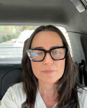 Rena Sofer Instagram - ANOTHER SUNDAY FREEDOM RIDE!!! When @lisachiarelli calls we do our best to come running! It’s been a tough week for us (me and @sbookstaver ) and we thought we’d just have a lazy Sunday but when 5 puppies (6-7 weeks old) were dumped in a cardboard box and left all alone  we jumped at the chance to transport 2 to the rescue! The other three went to a different rescue. ALL ARE SAFE. These two are JUJU ( the boy) and Bee (the girl) and they are resting with their foster (NOT US) and will be available for adoption in a couple of weeks!!! Go to @lisachiarelli for applications!! Thank you @hellosouthladogs for getting them out!!!! #foster #fosteringsaveslives #adoptdontshop #freedomride