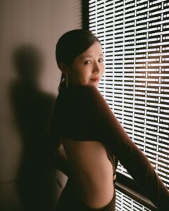 Actress Renci Yeung HD Photos and Wallpapers April 2025