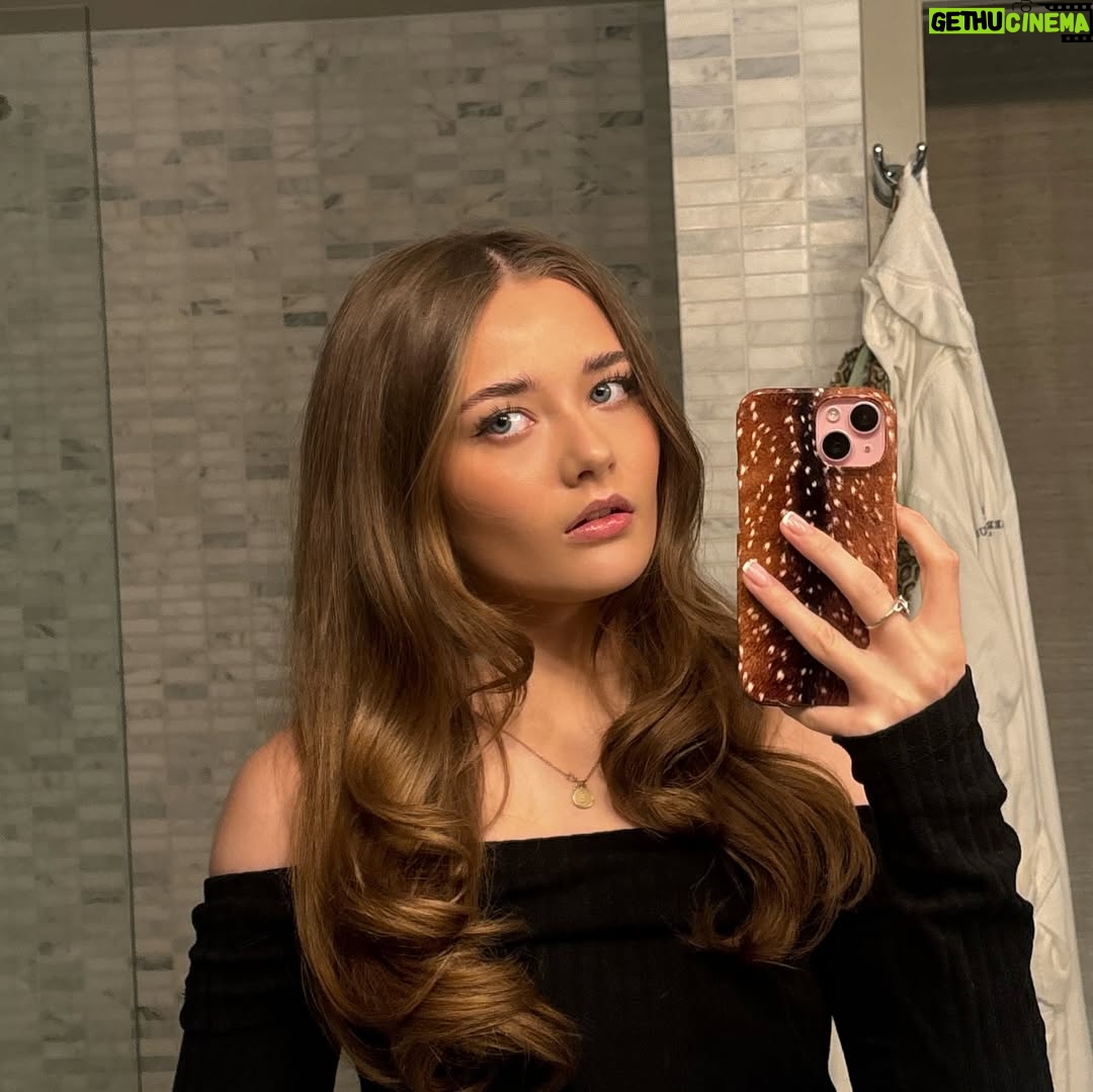 Reylynn Caster - 3 Likes - i love my girls and i love spring
