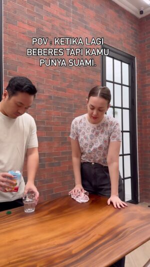 Rianti Cartwright Instagram - Lapnya gede ya Bun…