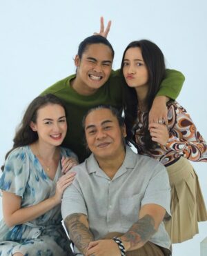 Rianti Cartwright Instagram - Thank you yang sudah nonton 10 episode @pernikahandini_md. It was such a joy to shoot this series with these lovely people. Sampai berjumpa lagi di project berikutnyaa 🥰