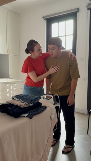 Rianti Cartwright Instagram - Ngajak suami ke tempat2 yang belum pernah dia lihat.
