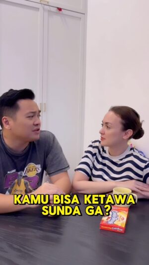 Rianti Cartwright Instagram - Ga ada yang ngalahin ketawa Batak. Ya ga? 😂