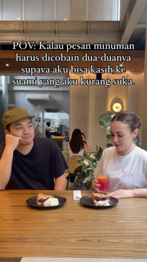 Rianti Cartwright Instagram - Hayo para istri, siapa yang suka begini juga? 
.
.
Btw bagi yang nanya tentang Cherry Crumble @ladieswhobakejkt ukuran slice, sekarang sudah available di @smkgbrrls.atelier. Check out our exclusive collaboration 🍒☕️
