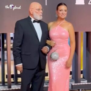 Riham Abdel Ghafour Instagram - وحشتني أوي يا حبيبي..
أسألكم الدعاء وقراءة الفاتحة لأبي