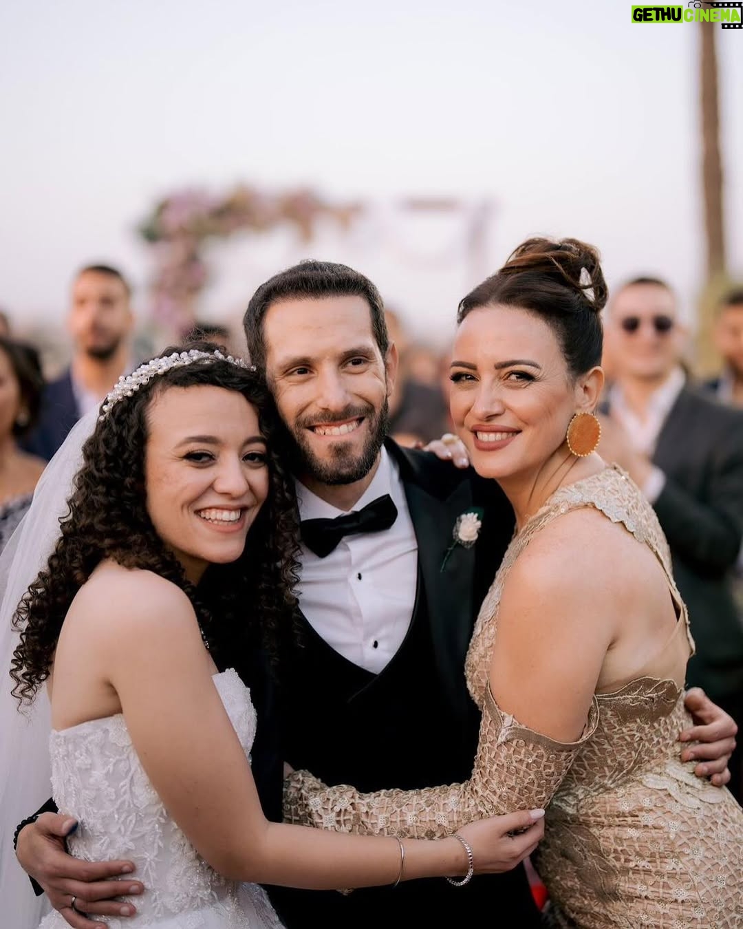 Riham Abdel Ghafour - 90.6K Likes - My gorgeous niece got married to this wonderful man
God bless you habaybiiii
IsA endless love and happiness š¤š¤
@mennaraafat
@mostafayelaidy
My look
Dress @temraza
Jewelry @dimajewellery
Make up @farag_dahy82
Hair @mahmoud_hair_stylist
thank you @elmawardyjewelry
for making our bride shines even more š