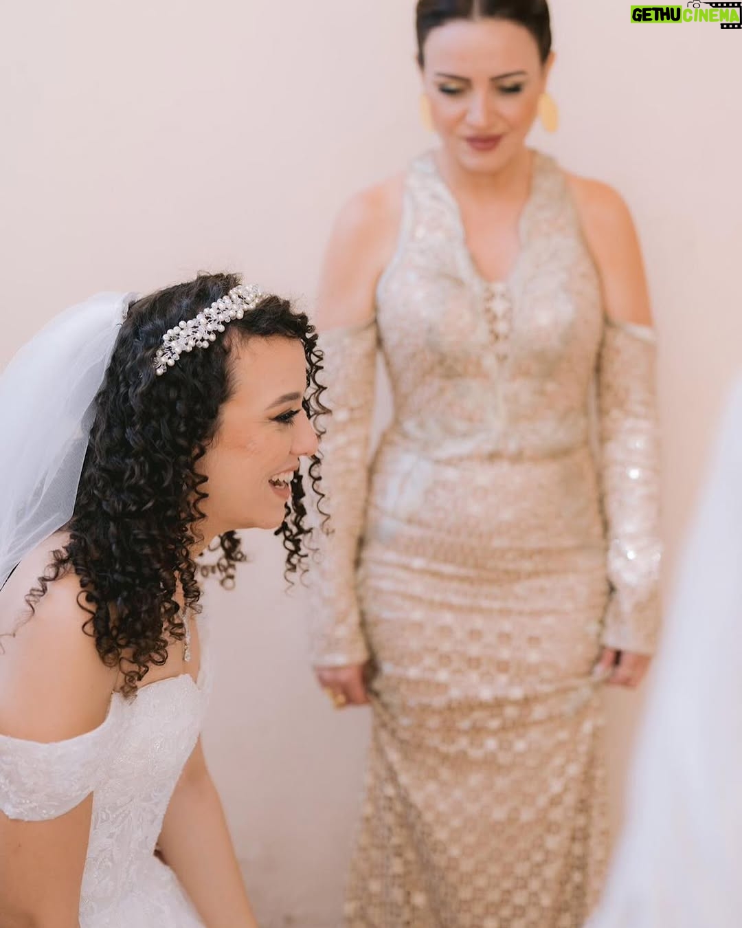 Riham Abdel Ghafour - 90.6K Likes - My gorgeous niece got married to this wonderful man
God bless you habaybiiii
IsA endless love and happiness š¤š¤
@mennaraafat
@mostafayelaidy
My look
Dress @temraza
Jewelry @dimajewellery
Make up @farag_dahy82
Hair @mahmoud_hair_stylist
thank you @elmawardyjewelry
for making our bride shines even more š