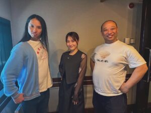 Riho Sayashi Instagram - うれしすぎる。

トム・ブラウンさんがラジオ新番組に第1組目のゲストとして来てくださいました🥲土曜日聴いてください

土曜 午前9:30〜 
TOKYO FM『鞘師里保のライフアップ・チョイス supported by マイベスト』