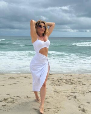Rita Guedes Instagram - Meu carnaval esse ano foi tranquilo , descanso , praia , sol e mar :) E como foi o carnaval de vocês ?