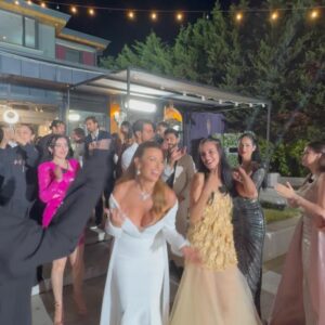 Rita Harb Instagram - هيك من كون ختمنا الموسم الثاني من برنامج تلفزيون الواقع الأول بالوطن العربي #قسمة_و_نصيب 🤍✨
ألف مبروك لآية وفؤاد الثنائي الرابح❤️
وموعدنا يتجدد قريباً جداً🤩

#rita_harb #RH #ريتا_حرب