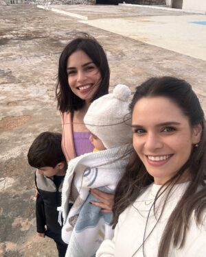 Rita Hayek Instagram - ☀️🐈 🌊 💜