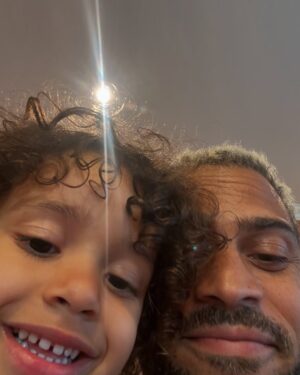 Rita Pereira Instagram - Hoje é sobre ele. O homem que eu escolhi para ser meu companheiro e tive a sorte de ser um pai EXTRAORDINÁRIO. Tive a sorte sim, porque por mais que achemos que aquela pessoa possa ser um bom pai para os nossos filhos, nunca temos a certeza, até presenciarmos.

Que pai incrível, que pai presente, que pai atento, preocupado, engraçado, divertido, sensível, afetuoso, paciente, disciplinado, motivador, protector, que pai do caraças!!!! Que sorte que eu tenho.

I really admire and respect you as a father and it’s a pleasure watching you being it. You’re the best ♥️

#fathersday #dadofmykids