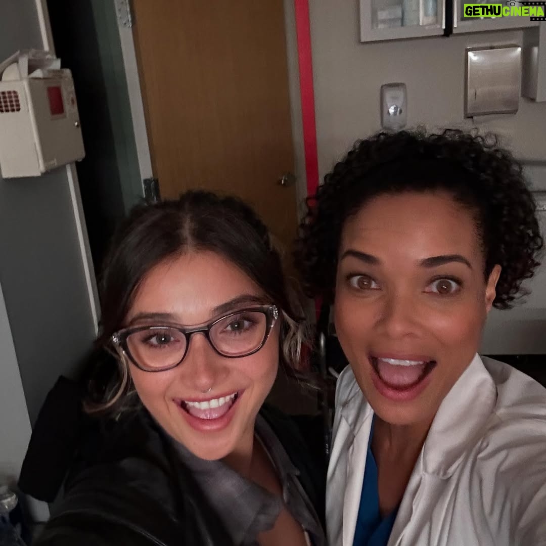Rochelle Aytes - 7.7K Likes - Did you catch the latest episode of @watsoncbs? We had such an amazing guest cast!
@chiquifairy @andybeanofficial
Streaming now on @paramountplus