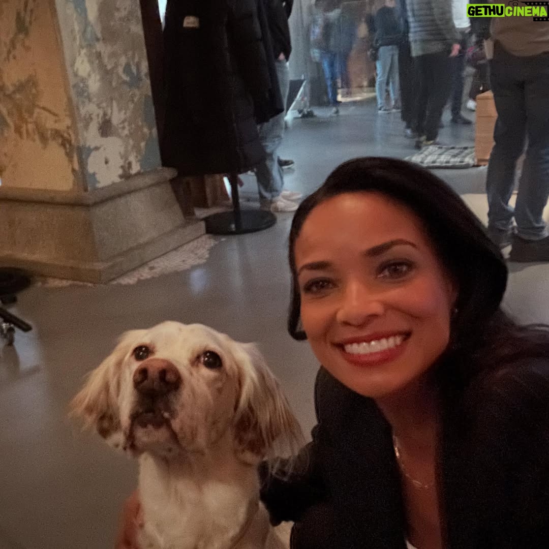 Rochelle Aytes - 7.7K Likes - Did you catch the latest episode of @watsoncbs? We had such an amazing guest cast!
@chiquifairy @andybeanofficial
Streaming now on @paramountplus