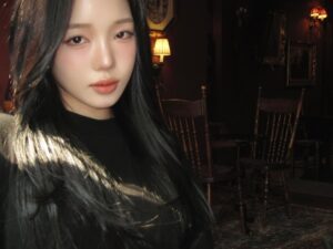 Roh Ji-sun Instagram - 날도 풀려가니 오랜만에 관리도 다시 하고 꾸미고 여유 즐기고 좋아버리기☀️