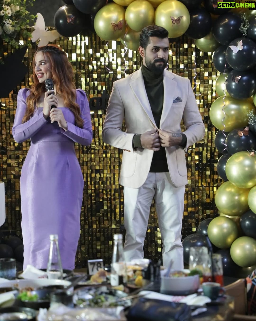 Rowida Shaheen - 141.7K Likes - يا فرحة ما تمت. شراح ايسوي خلدون🥺