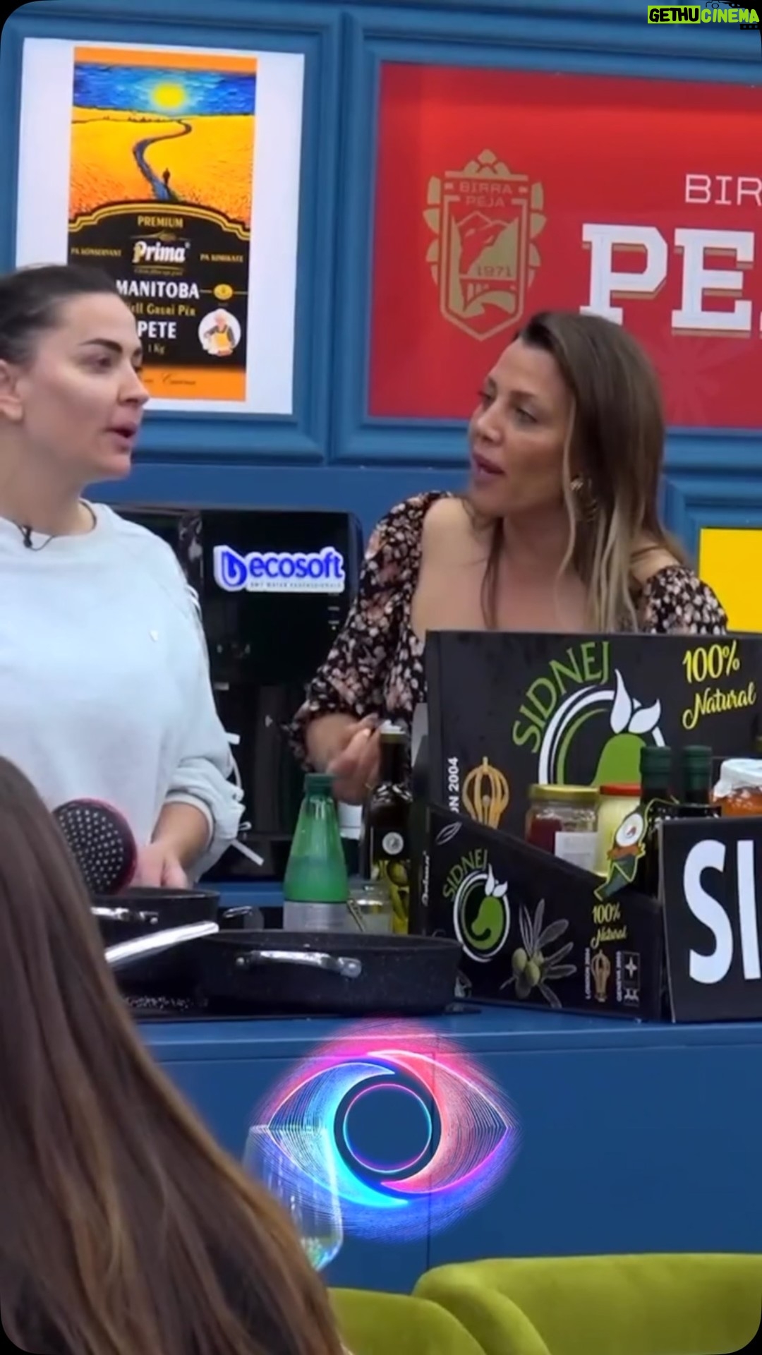 Rozana Radi - 7.3K Likes - O Roz 😂 👑
©️ @topchannelalbania @bigbrotheralb_vip 
#rozanaradi #bigbrother #bbva #bigbrotheralbania #bigbrothervipalbania #bbva4 #topchannel #bbvip4 #merozanen #teamrozi #teamrozana