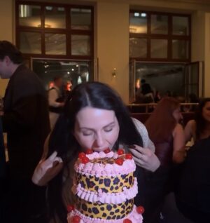 Ruby O. Fee Instagram - Belated birthday post..
but wow 
what a day/night. 
love!!!!!!!! to all the incredible souls who made it unforgettable. Best birthday AND Cake ever. 
❤️‍🔥