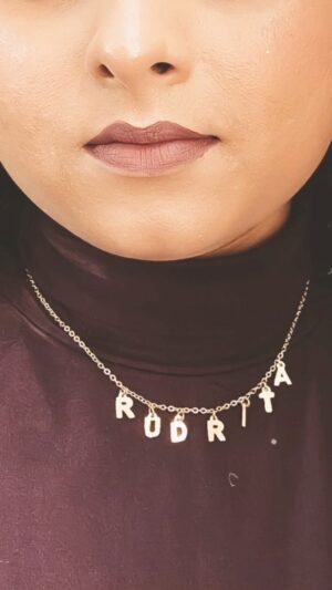 Rudrita Chatterjee Instagram - Current obsession with @anscollection7 . This neck piece is absolutely gorgeous. Love love 
#anscollection7 
#reels #reelsinstagram #reelitfeelit #reelsvideo #reelkarofeelkaro #reelindia