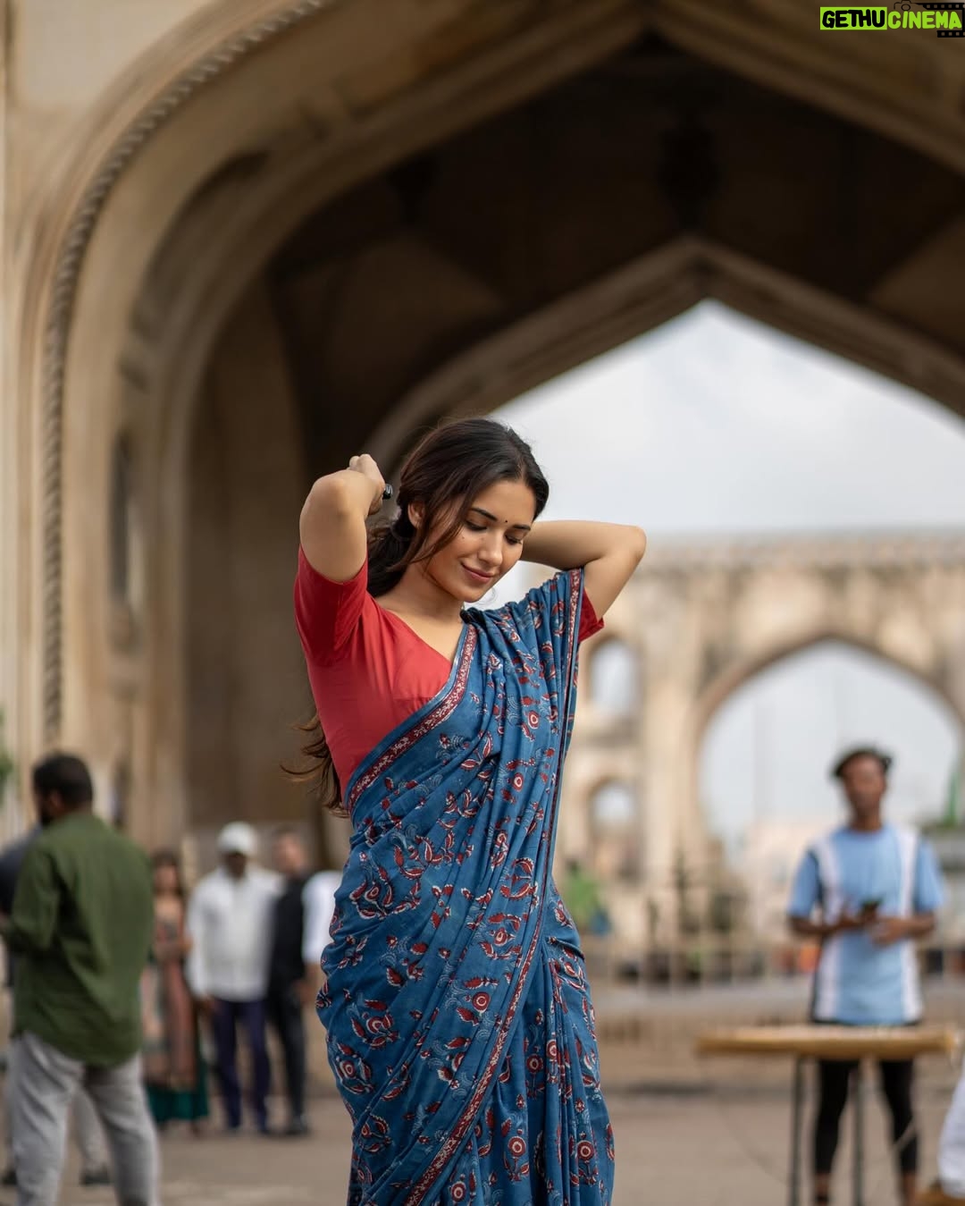 Ruhani Sharma - 222.8K Likes - Living my best saree girl era โฅ๏ธ
.
.
.
.
๐ธ @pranil_chintewar