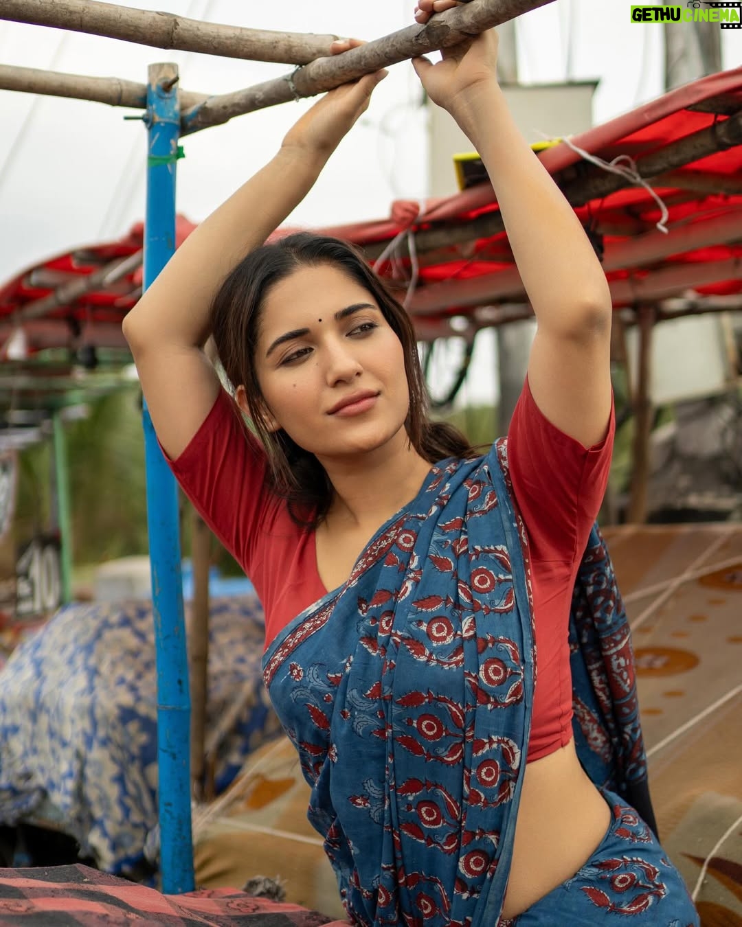 Ruhani Sharma - 222.8K Likes - Living my best saree girl era โฅ๏ธ
.
.
.
.
๐ธ @pranil_chintewar