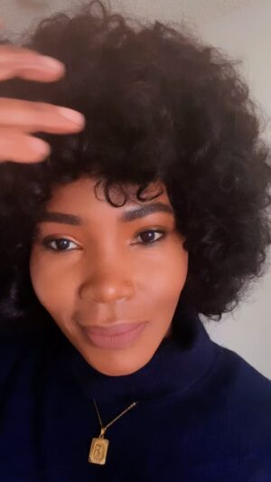 Ruth Ndulu Maingi Instagram - ✨GRWM!

🕶️ @louisvuitton 

#coldweather #boots #warmoutfit #winter #explore #fashion #fashionstyle