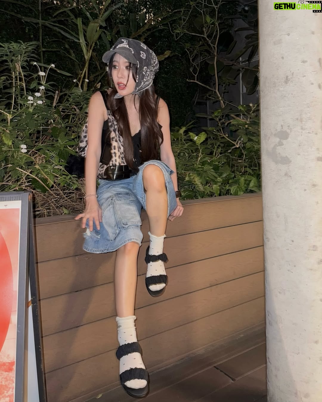 Rutricha Phapakithi - 188.2K Likes - I try to stop, but I can’t think
About anything else but you
@Camper_thailand
#CamperThailand
#CamperRightNina
#Camper