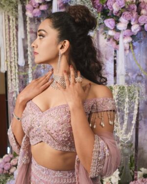 Saanve Megghana Instagram - It was a lovely evening, walked for @teach_for_change x @lakshmimanchu ✨

Title sponsor: @premier__energies 
Co-hosted by @novotelhyd 
Powered by @facesbykubramaqdoom 
Designer: @swathiveldandi_official 
Jewellery: @aabharanamjewellers 
Styling: @officialanahita 
Photography: @tdf.studioz 
Hair and makeup: @theartbeatsalon 
Decor: @eventoentertainments