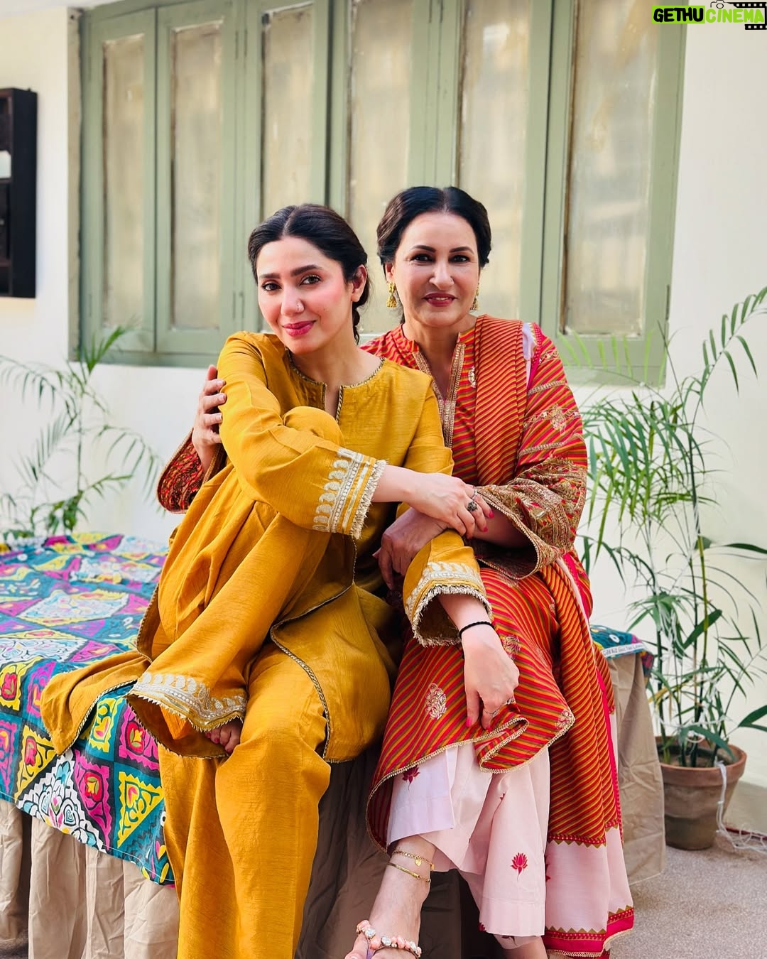 Saba Faisal - 54.7K Likes - ستارے زمیں پر 🧚✨🌟💫🤩خِرَد اور اسکی ماں ایک مرتبہ پھر ایک انوکھے دلچسپ اور منفرد انداز میں 💯🌹💃
@mahirahkhan @humtvpakistanofficial ❤️🥰🤗