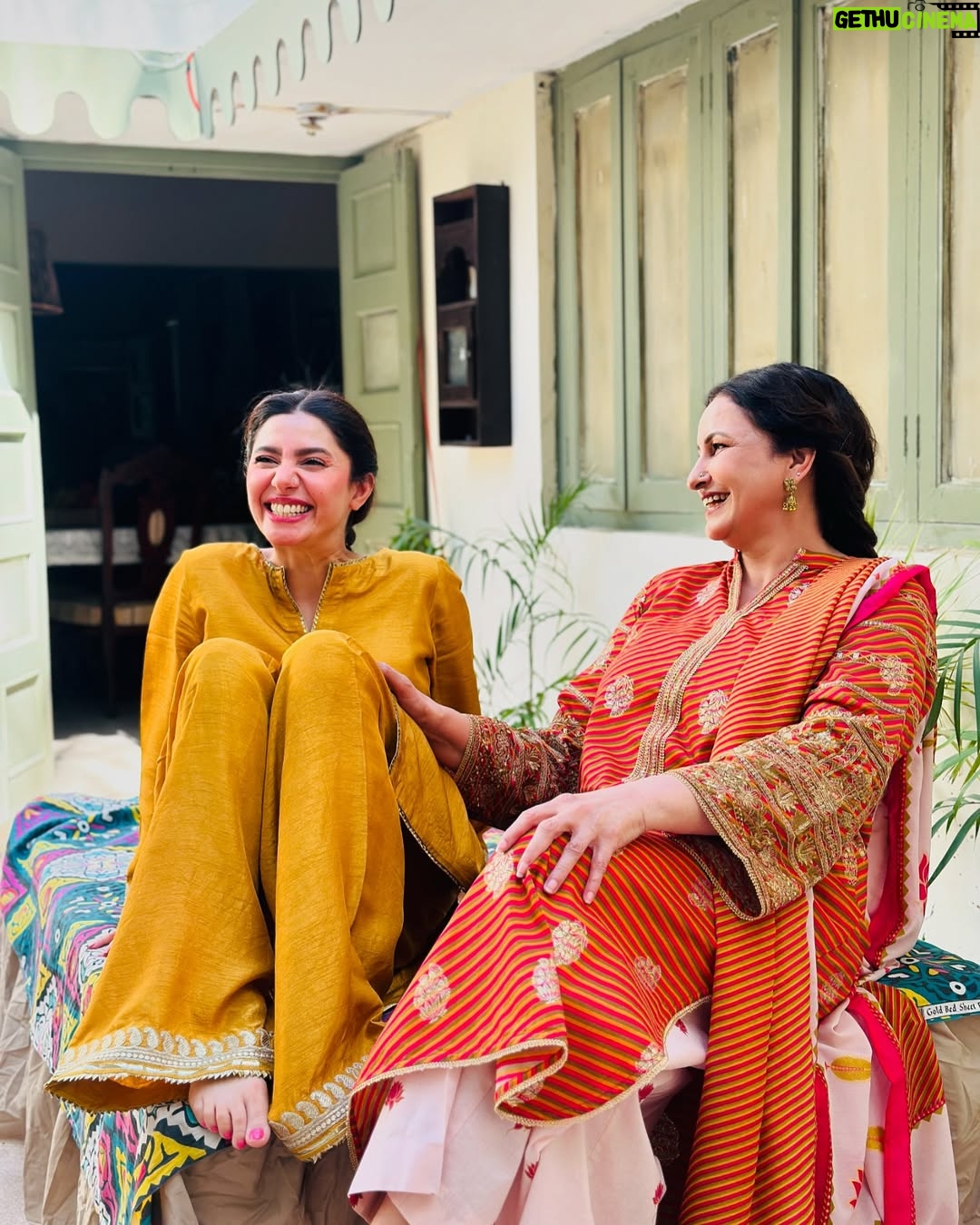 Saba Faisal - 54.7K Likes - ستارے زمیں پر 🧚✨🌟💫🤩خِرَد اور اسکی ماں ایک مرتبہ پھر ایک انوکھے دلچسپ اور منفرد انداز میں 💯🌹💃
@mahirahkhan @humtvpakistanofficial ❤️🥰🤗